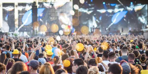 Last Minute Vacation Package Deals for the Hottest Music Festivals of 2025