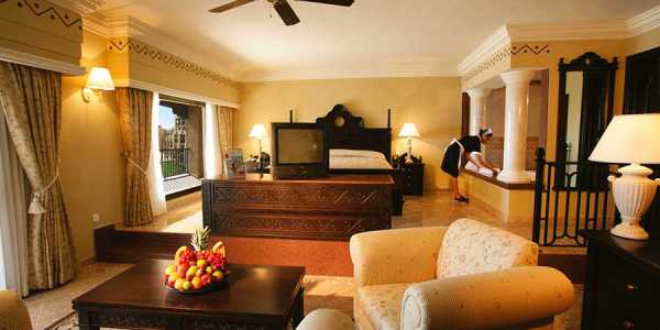 Hotel Riu Santa Fe - Suite with Jacuzzi terrace