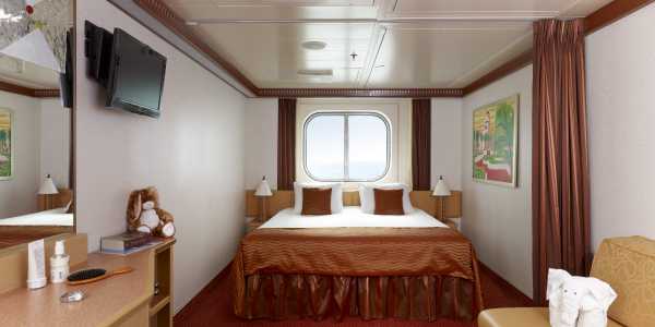 Carnival Dream - Deluxe Ocean View Stateroom