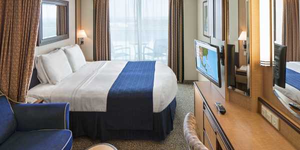 Serenade of the Seas - Deluxe Ocean View Stateroom