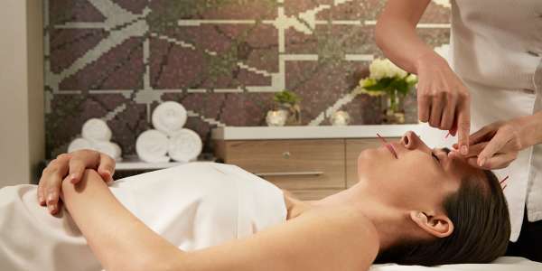 Exclusive: Spa Treatment + Tips w/ Balcony & Higher